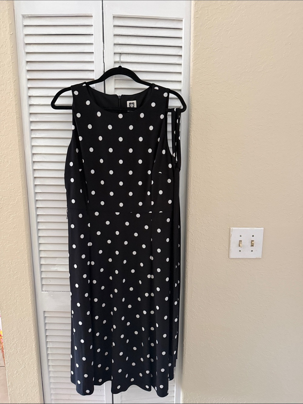 Anne Klein Black and White Polka Dot Sleeveless Midi Dress size 14